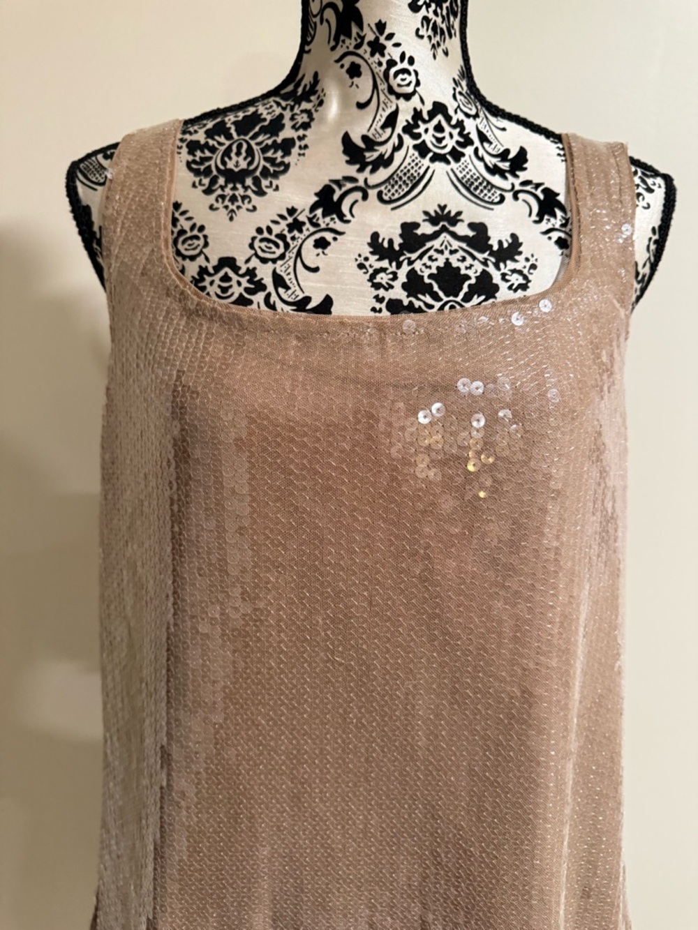 Abercrombie and Fitch Sleeveless Sequin Dress - Picture 4 of 8